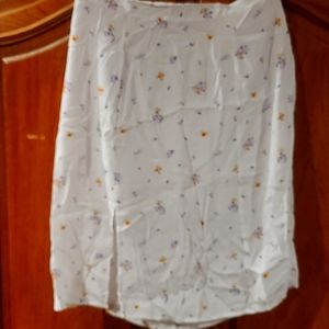 Midi Skirt with front slit